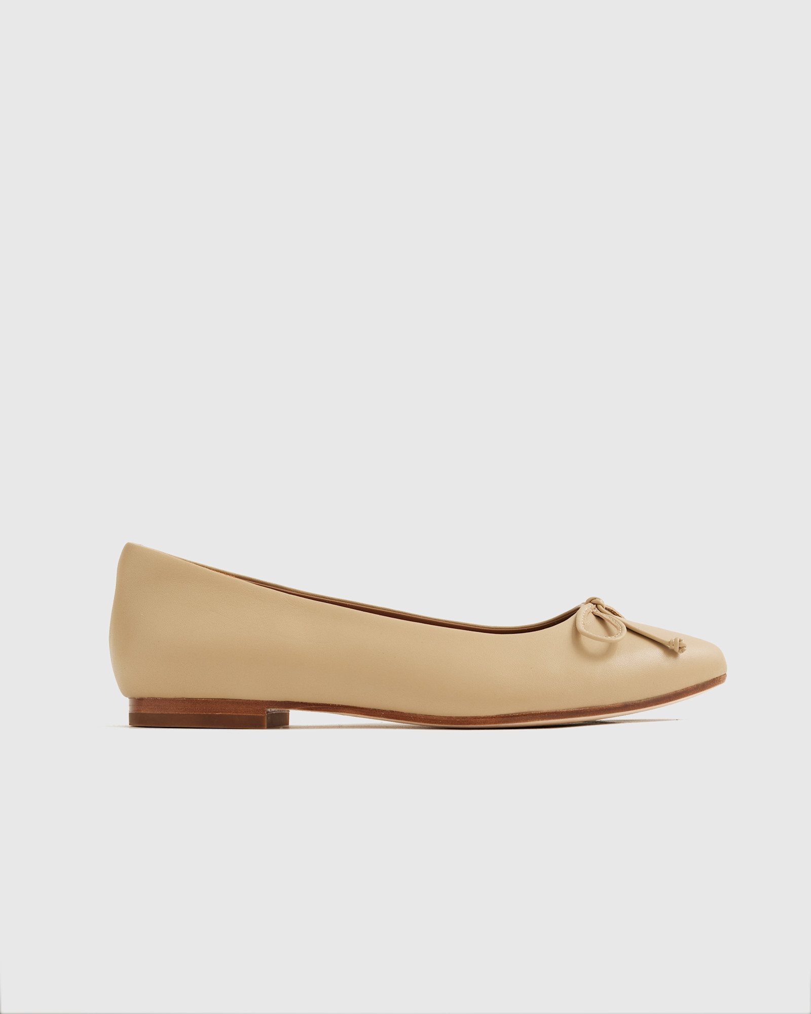 Italian Leather Pointed Bow Flat Shoes - Image 4