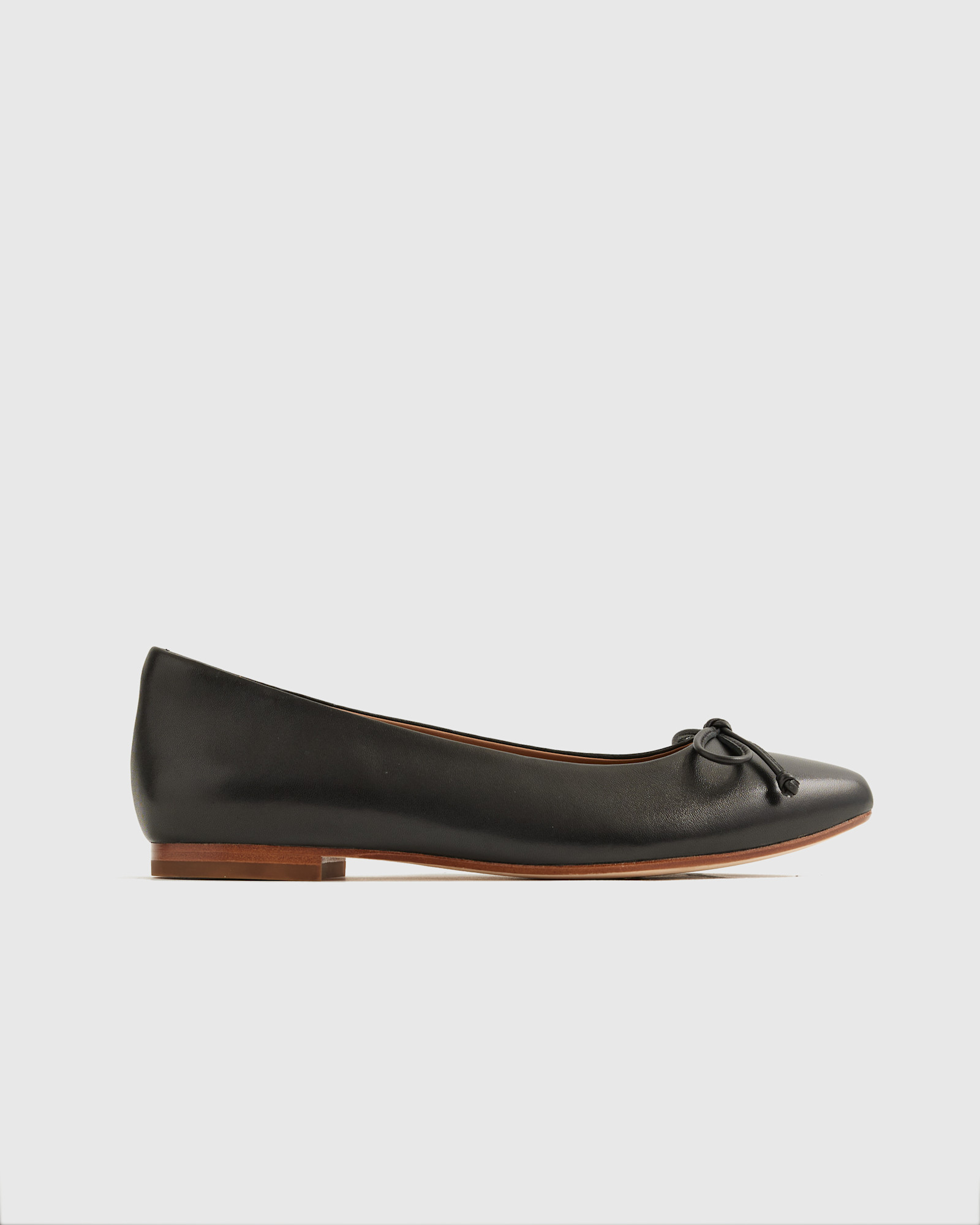 Italian Leather Pointed Bow Flat Shoes - Image 6